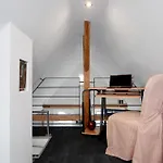 Neu Renovierte Dachgeschosswohnung شقة باد فورتساخ