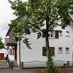 Neu Renovierte Dachgeschosswohnung باد فورتساخ